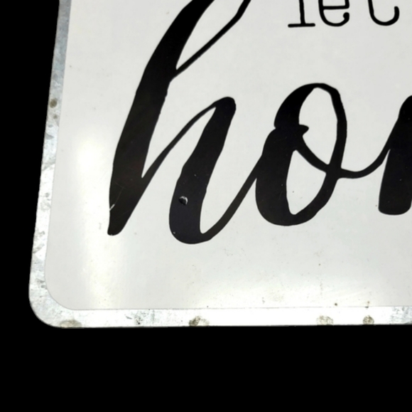 DECORATIVE METAL SIGN "LET'S STAY HOME" BY WENDY BELLISSIMO - Picture 4 of 9